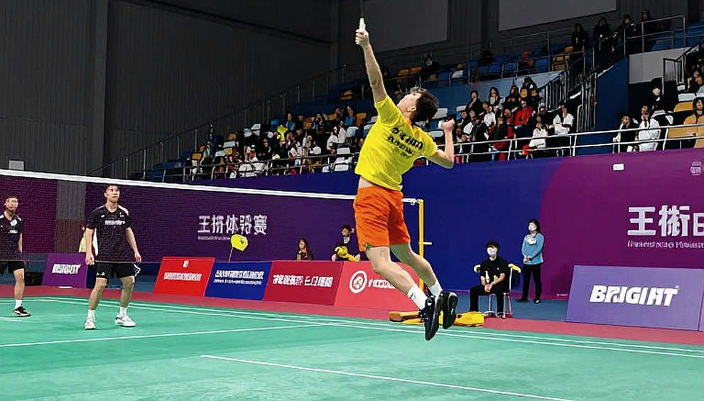 Alwi Farhan tập sparring cùng Kento Momota ở Tokyo: Đọc lại một buổi chuẩn bị trước Asian Games 2026