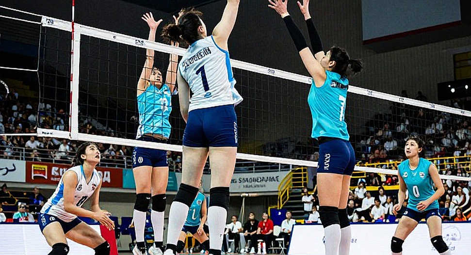 Kentucky 3-1 Louisville: Set hai 29-27 và bản ghi chú chiến thuật của trận derby Bluegrass