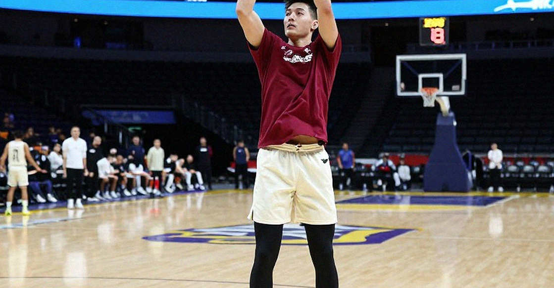 Sasha Djordjevic nhắc đến offensive rebound hiệp hai, và phần còn thiếu của câu chuyện