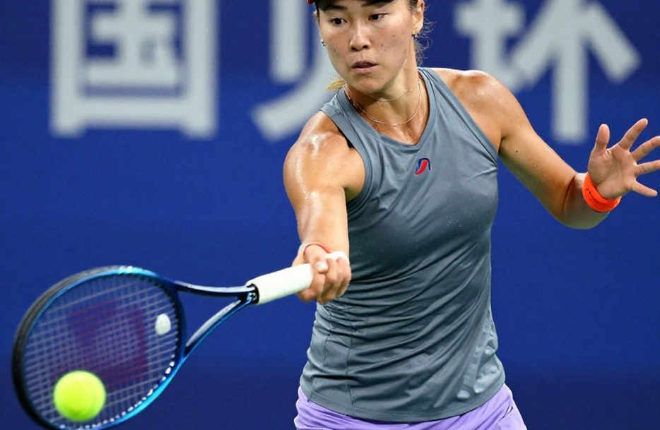 Sabalenka và món trang sức 100% New York: Khi thương hiệu cá nhân trở thành vũ khí chiến lược tại US Open 2026 Sabalenka và món trang sức 100% New York: Khi thương hiệu cá nhân trở thành vũ khí chiến lược tại US Open 2026