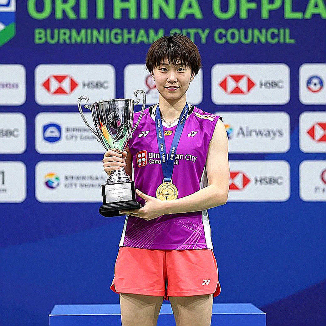 Đường cong 21-12 → 19-21 → 14-21: Khi nhà vô địch Asian Games gục ngã ở vòng đầu tiên Đường cong 21-12 → 19-21 → 14-21: Khi nhà vô địch Asian Games gục ngã ở vòng đầu tiên
