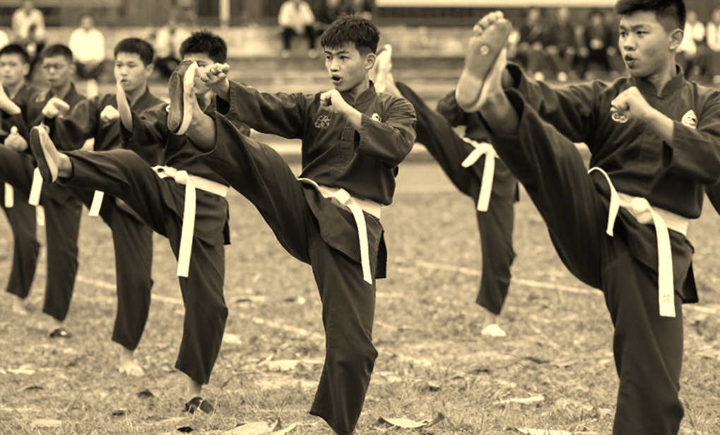 Việt Nam và tấm HCV poomsae đôi hỗn hợp U50 ở Chuncheon 2026: chiến thắng được xây từ một lần thay người Việt Nam và tấm HCV poomsae đôi hỗn hợp U50 ở Chuncheon 2026: chiến thắng được xây từ một lần thay người