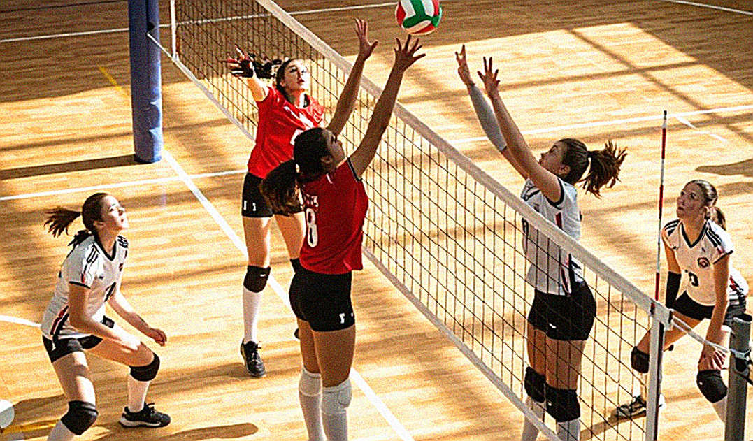 Nebraska quét Creighton 3-0 trước 15.405 khán giả: hai con số giải thích cả trận đấu Nebraska quét Creighton 3-0 trước 15.405 khán giả: hai con số giải thích cả trận đấu